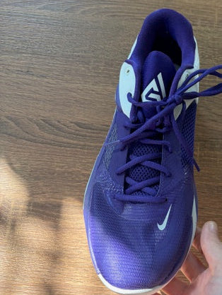 Purple & White " Zoom Freak 4 " - NIKE - Size 12.5*