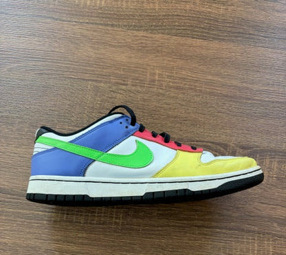 " Green Strike " - NIKE DUNK - Size 11*
