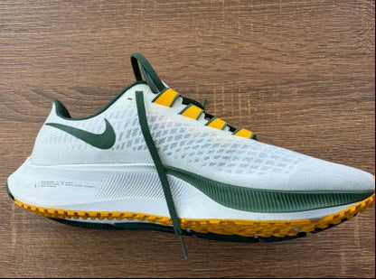 "Green Bay Packers" - NIKE - Size 11*