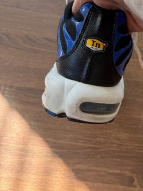 NIKE AIR MAX PLS TN - Size 12