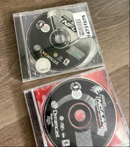 DreamCast Bundle2* Including 2 Games ( NCAA, & NFL )