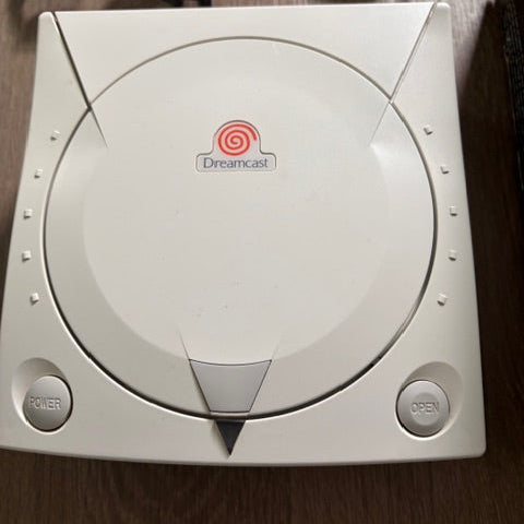 DREAMCAST BUNDLE 05 - WITH ORIGINAL BOX*