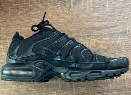 All Black - NIKE AIR MAX PLUS - Size 11*
