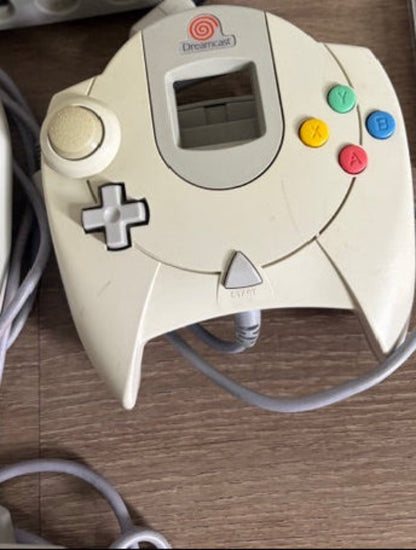 DREAMCAST BUNDLE4* Including - 2 Games ( NFL 2k, & Cyber Troopers Virtual-on )