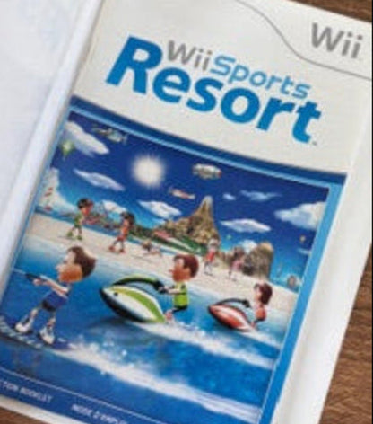 Wii Bundle w/ Original Box  ( + Wii Sports & Wii Resort )