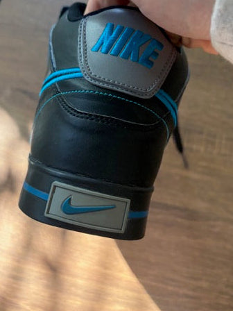 Gray / Baby Blue - NIKE SB DUNK MID - Size 12*