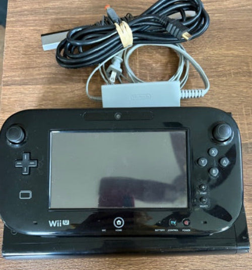 Wii U Bundle - w/ 11 Games - ( Including Black Ops - Call of Duty ) + more!