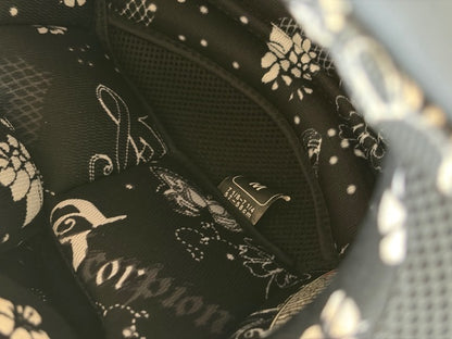 SCORPION HELMET - Size M