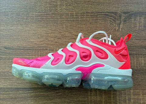 " Pink Foam " - NIKE AIR VAPORMAX - Size 11*