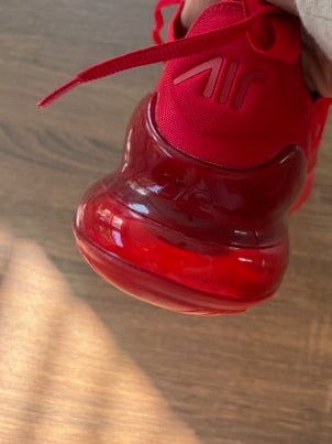 " Triple University Red " NIKE AIR MAX 270 - Size 12*