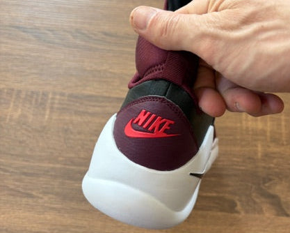 Maroon - NIKE KWAZI - Size 11.5*
